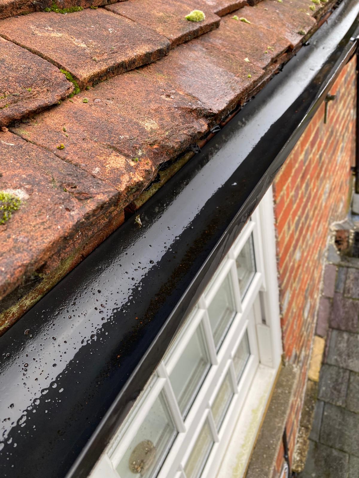 gutter cleared  - Sherfield on Loddon Gutter Clearance is the solution!